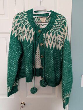 green festive winter christmas cardigan sweater